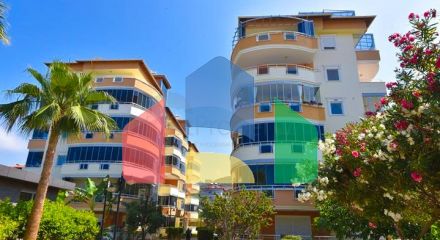2+1 apartment on the first coastline in Demirtas district