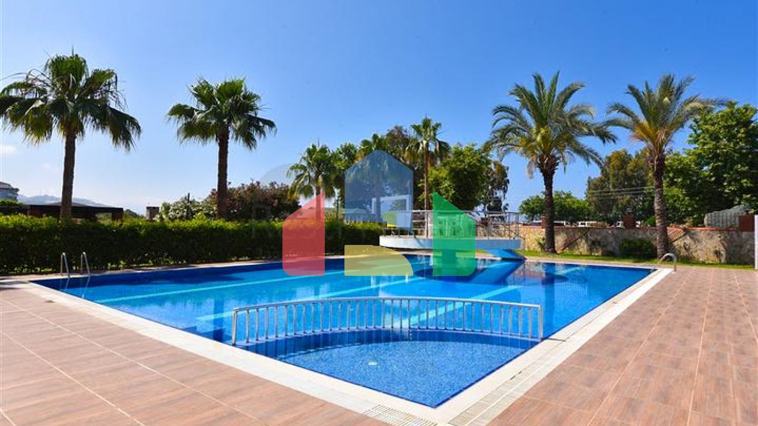 Квартира 2+1 на первой береговой линии в районе Демирташ