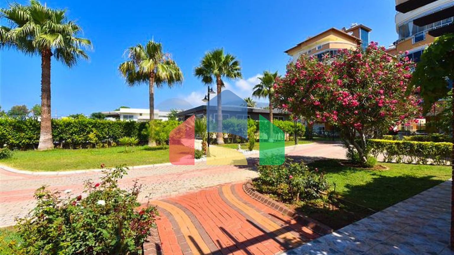 Квартира 2+1 на первой береговой линии в районе Демирташ