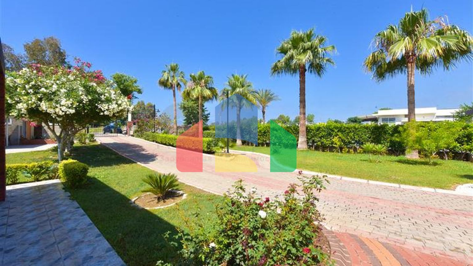 Квартира 2+1 на первой береговой линии в районе Демирташ