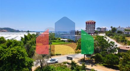 Великий пентхаус 4 + 1 з шикарними видами в районі Демірташ