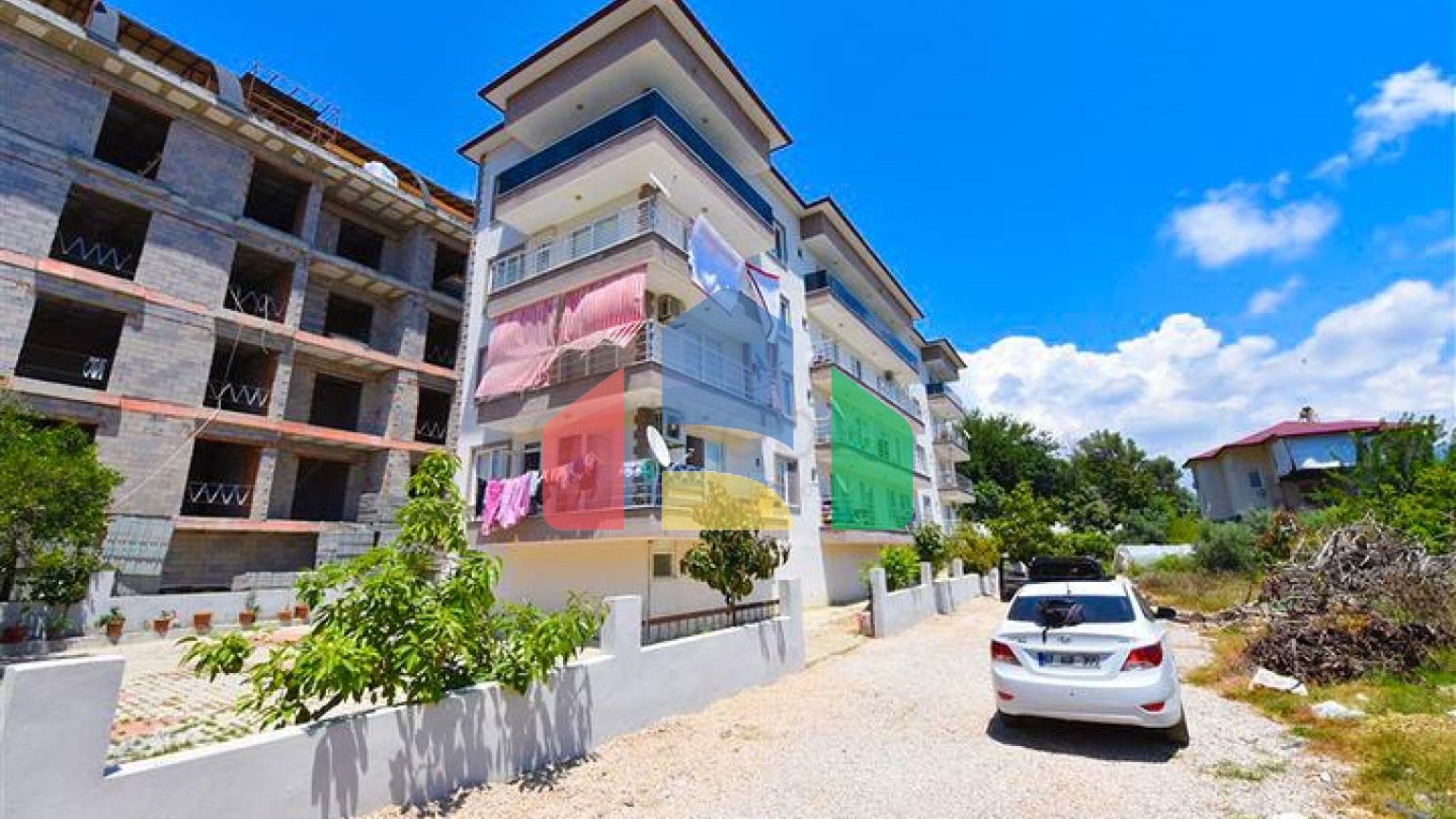 Великий пентхаус 4 + 1 з шикарними видами в районі Демірташ