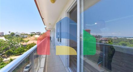 Великий пентхаус 4 + 1 з шикарними видами в районі Демірташ