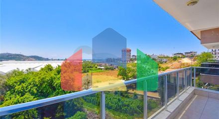 Великий пентхаус 4 + 1 з шикарними видами в районі Демірташ