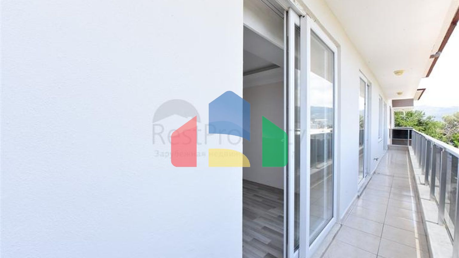 Великий пентхаус 4 + 1 з шикарними видами в районі Демірташ