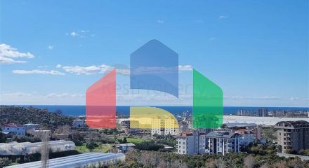 Простора квартира 2 + 1 з видом на море в тихому районі Аланії Простора квартира 2 + 1 з видом на море в тихому районі Аланії