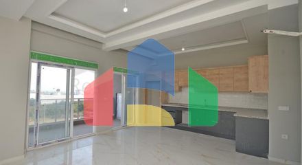 Просторный пентхаус 3+1 с видом на море и горы