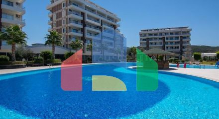 2+1 apartment in Demirtas district in a complex with rich infrastructure