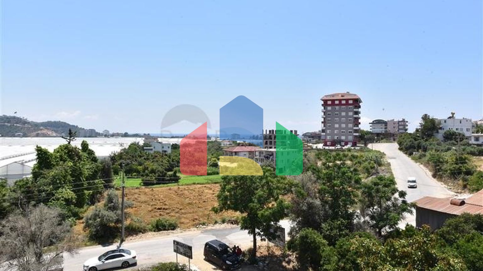 4 + 1 для великої родини в спокійному районі Демірташ