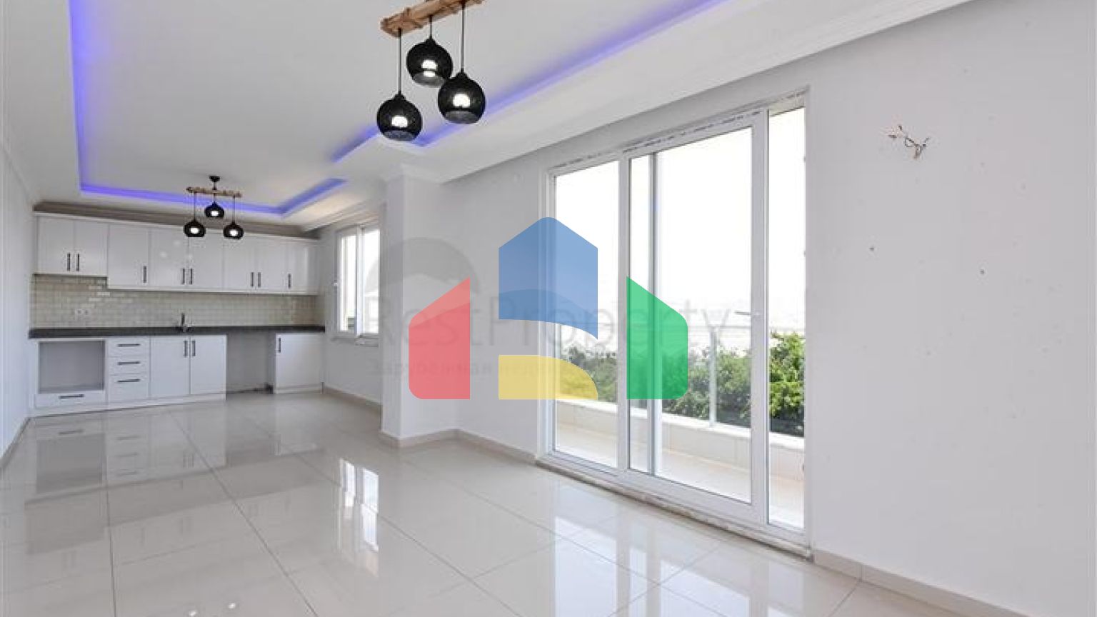 4 + 1 для великої родини в спокійному районі Демірташ