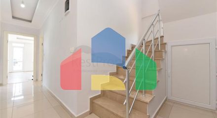 4 + 1 для великої родини в спокійному районі Демірташ