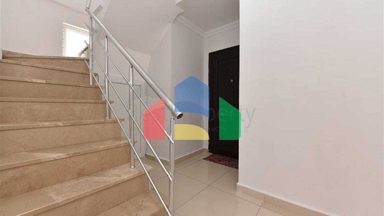 4 + 1 для великої родини в спокійному районі Демірташ