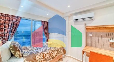 Вилла 5+1 в 800 м от пляжа с панорамными видами на море и горы