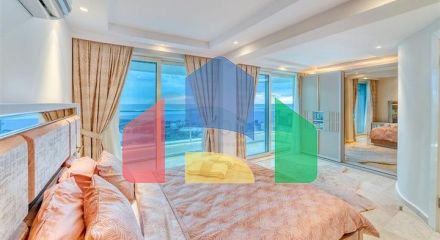 Вилла 5+1 в 800 м от пляжа с панорамными видами на море и горы