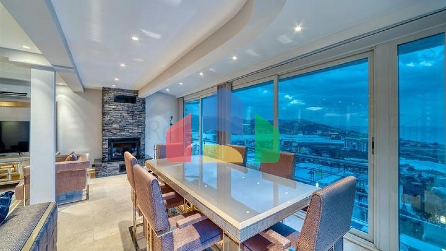 Вилла 5+1 в 800 м от пляжа с панорамными видами на море и горы