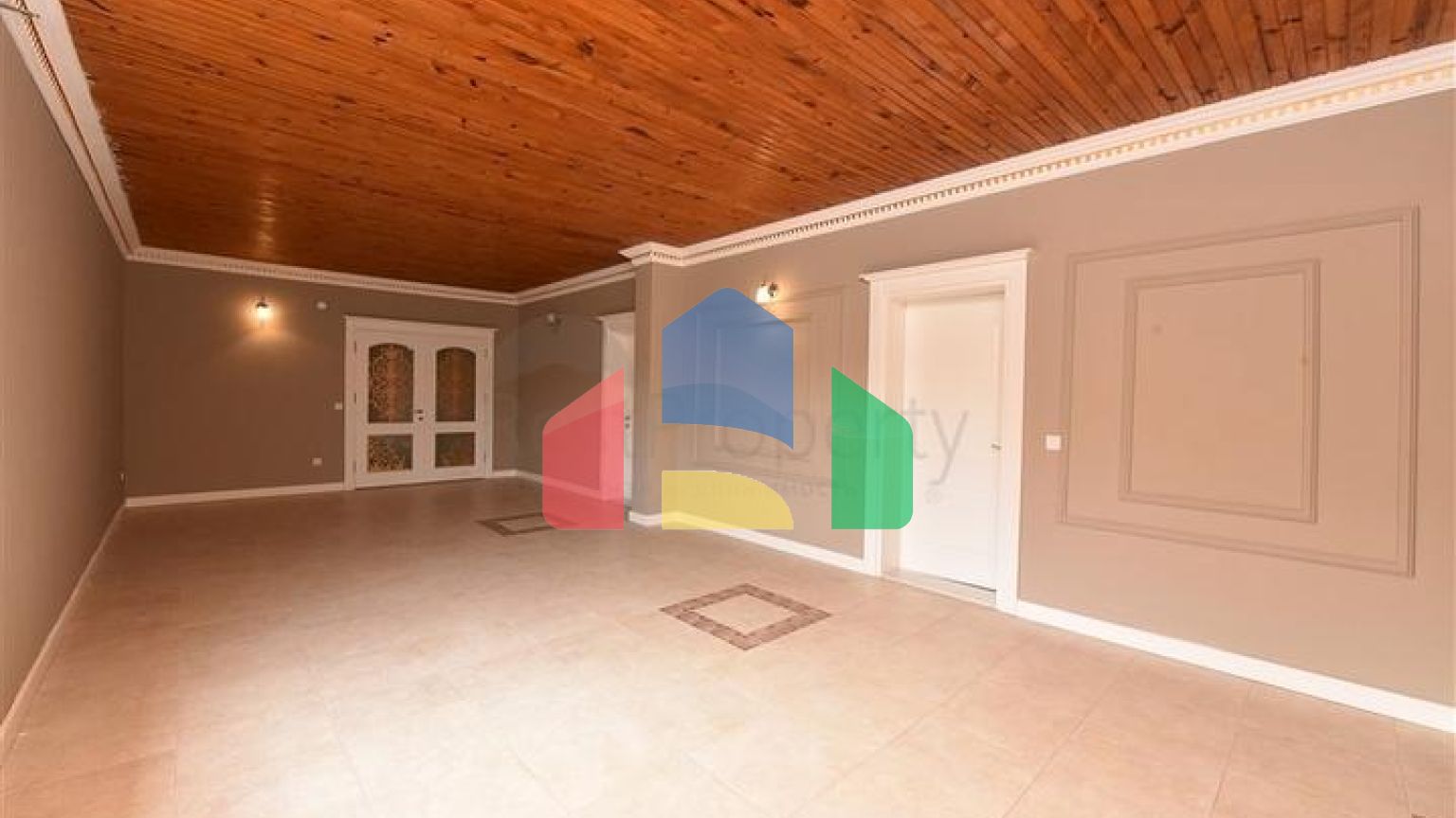 Шикарний будинок з власним басейном і садом в районі Демірташ