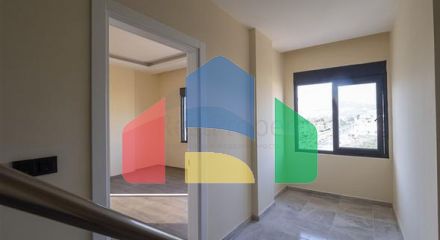 4+1 penthouse in the green area of Demirtas
