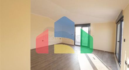 Пентхаус 4+1 в зеленом районе Демирташ