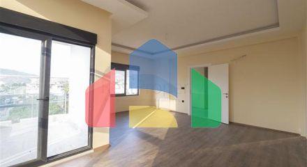 Пентхаус 4+1 в зеленом районе Демирташ