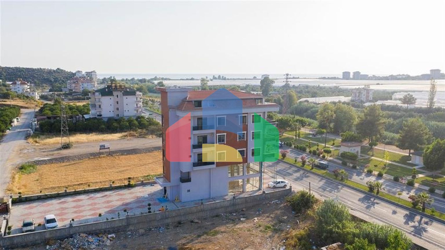 Пентхаус 4+1 в зеленом районе Демирташ