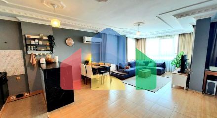 Светлая квартира с террасой и инфраструктурой для комфортной жизни