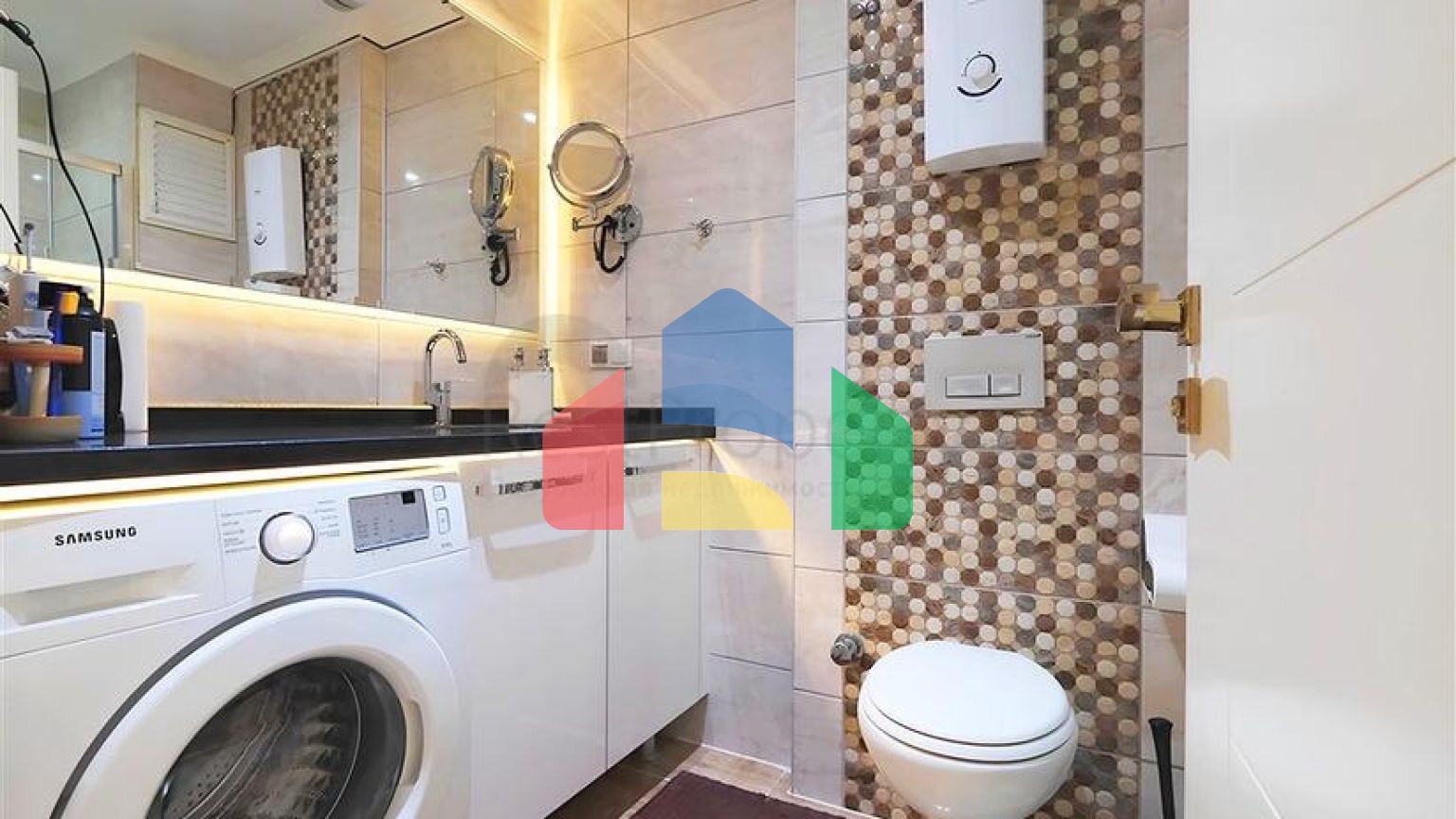 Затишок і комфорт біля моря: квартира з ідеальним розташуванням в Тосмурі