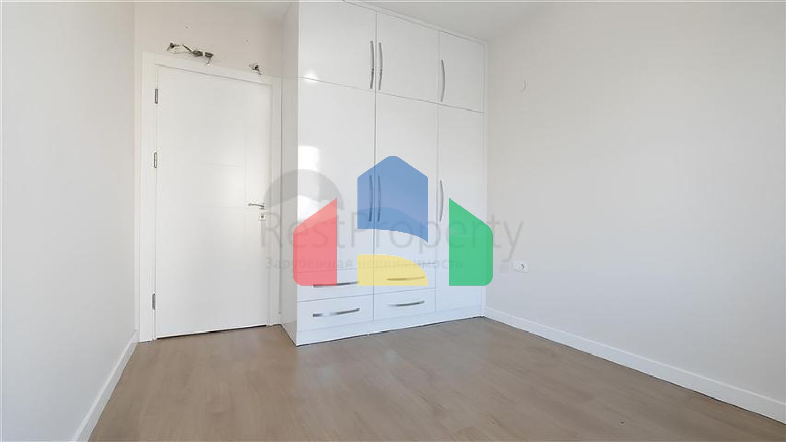 Квартира 2+1 в районе Тосмур в 400 м до моря