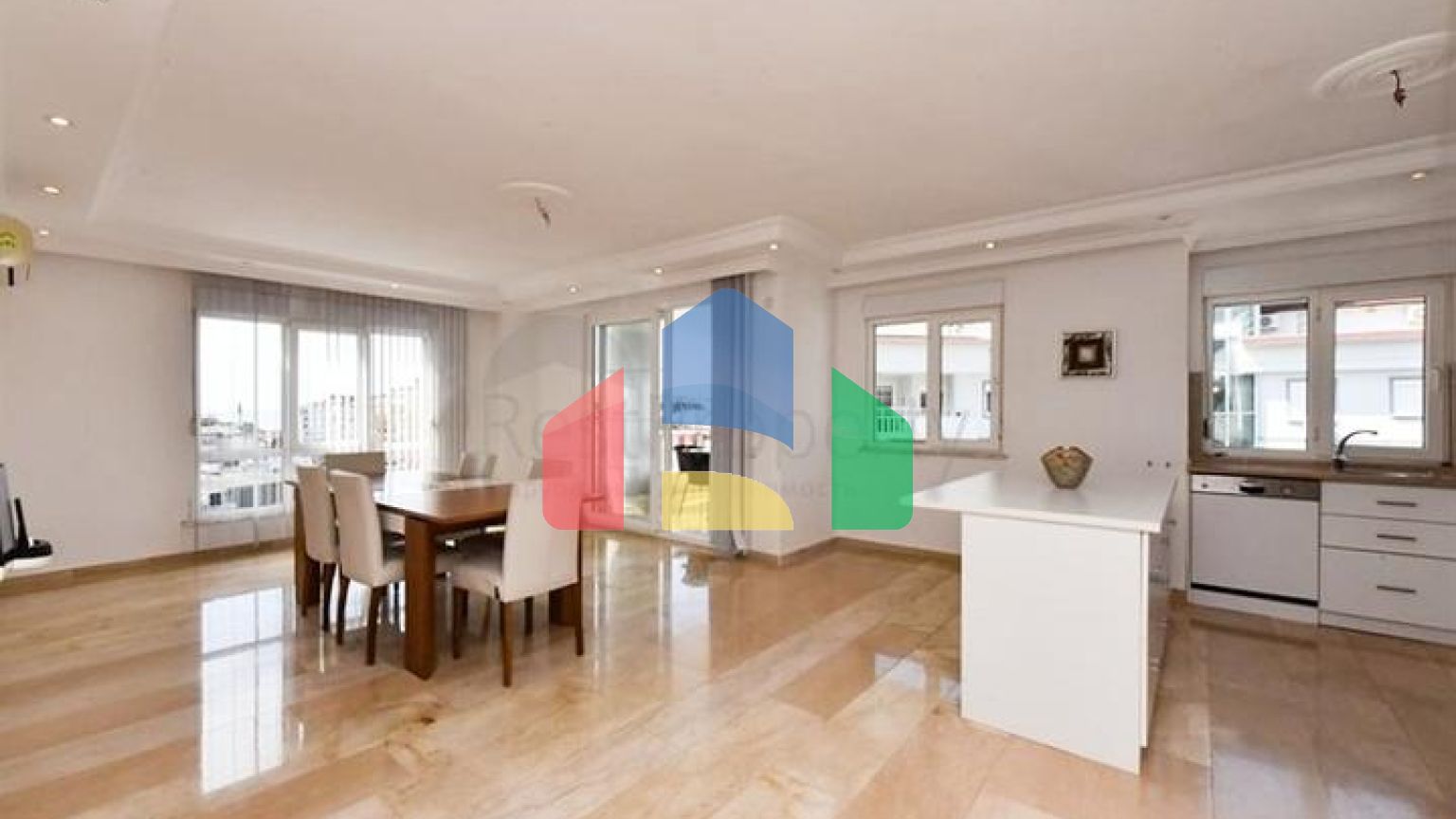 Квартира 3+1 под ВНЖ в районе Тосмур