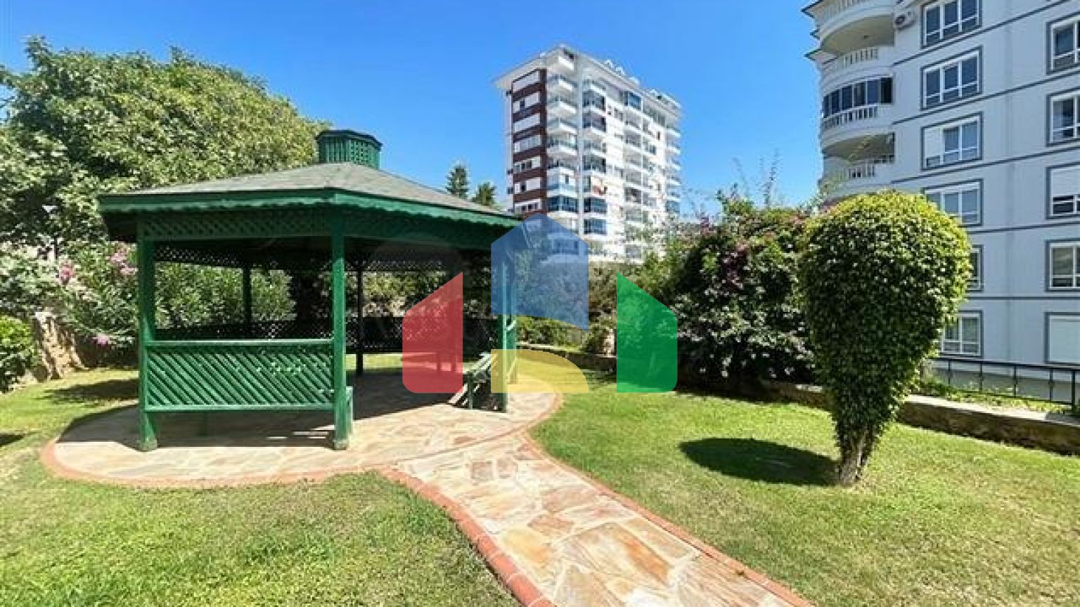 Квартира 3+1 под ВНЖ в районе Тосмур