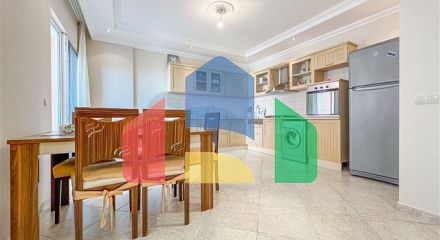 Простора квартира 2 + 1 в районі Тосмур