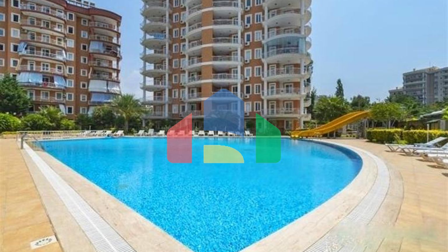 Просторная квартира 2+1 в районе Тосмур