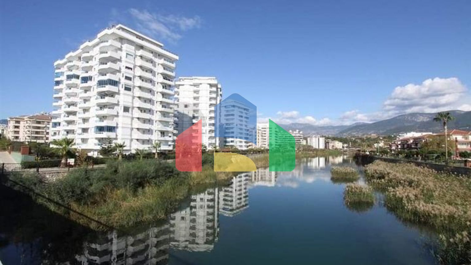 Квартира 2+1 на первой береговой линии в Тосмуре