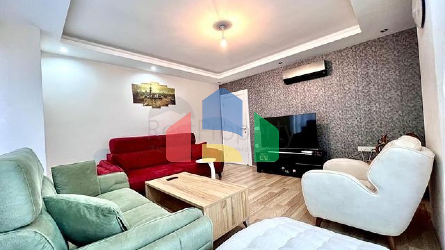 Две трехкомнатные квартиры под гражданство в 200 метрах от моря в районе Тосмур