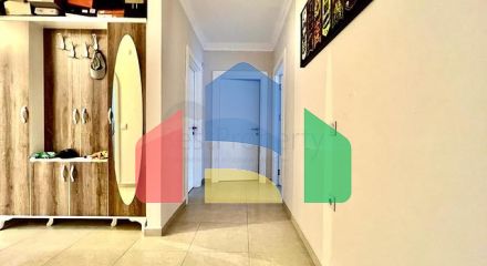 Две трехкомнатные квартиры под гражданство в 200 метрах от моря в районе Тосмур Две трехкомнатные квартиры под гражданство в 200 метрах от моря в районе Тосмур