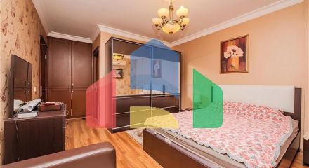 Просторная квартира 5+1 с панорамным видом и шаговой доступностью до моря в районе Тосмур Просторная квартира 5+1 с панорамным видом и шаговой доступностью до моря в районе Тосмур