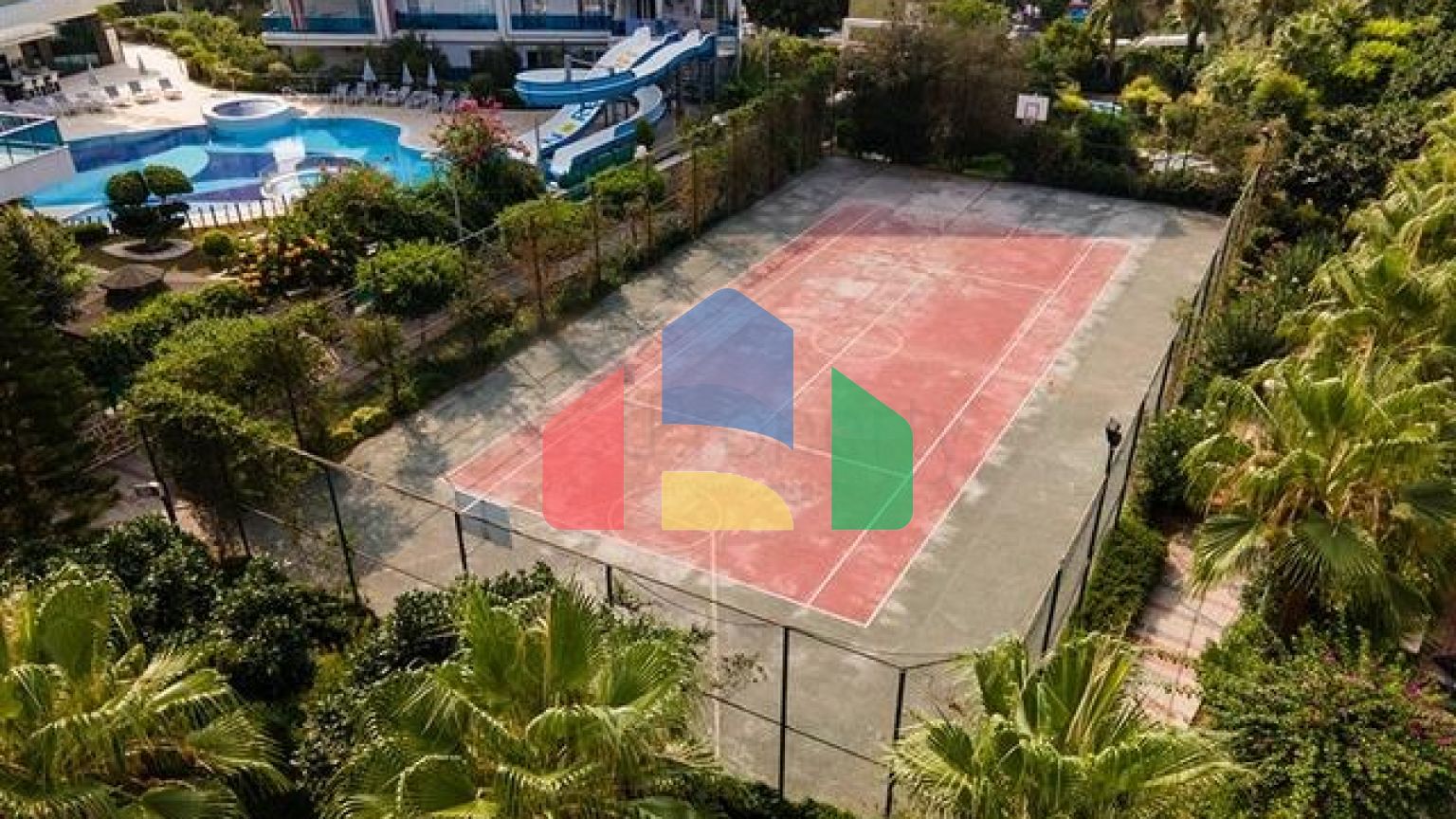 Квартира планировкой 3+1 с видом на море в Тосмуре