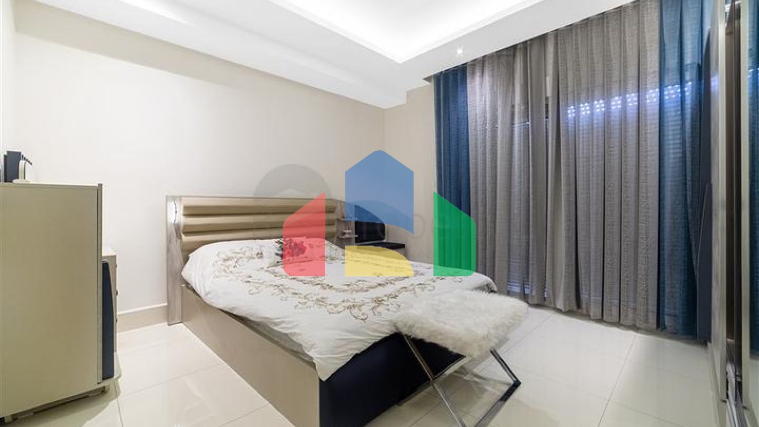 Пентхаус планировкой 3+1 с видом на Средиземное море