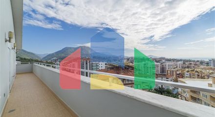 Пентхаус планировкой 3+1 с видом на Средиземное море Пентхаус планировкой 3+1 с видом на Средиземное море