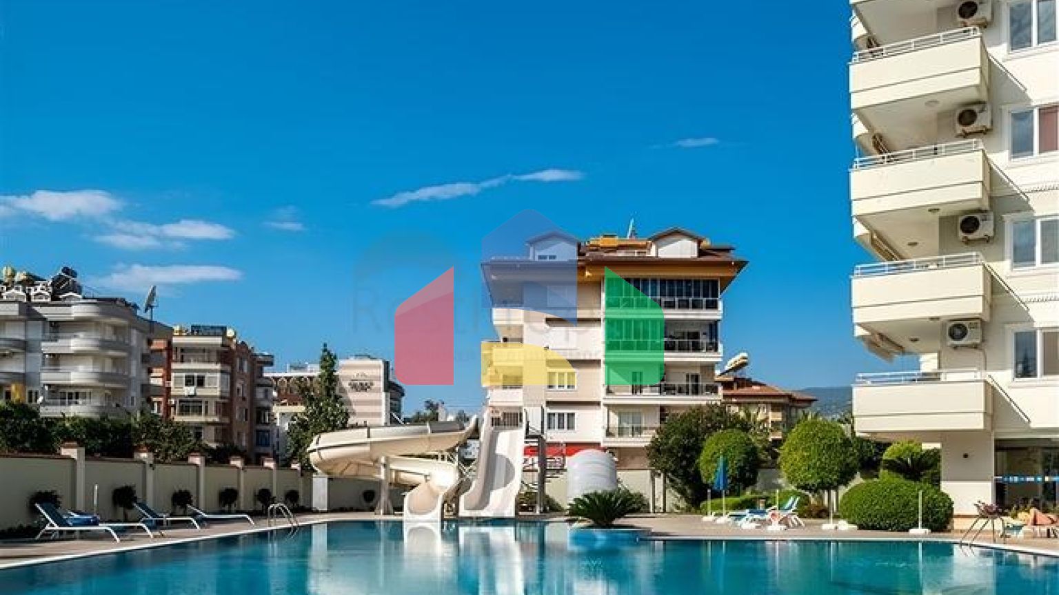 Меблированная 2+1 в Тосмуре в 200 м от моря