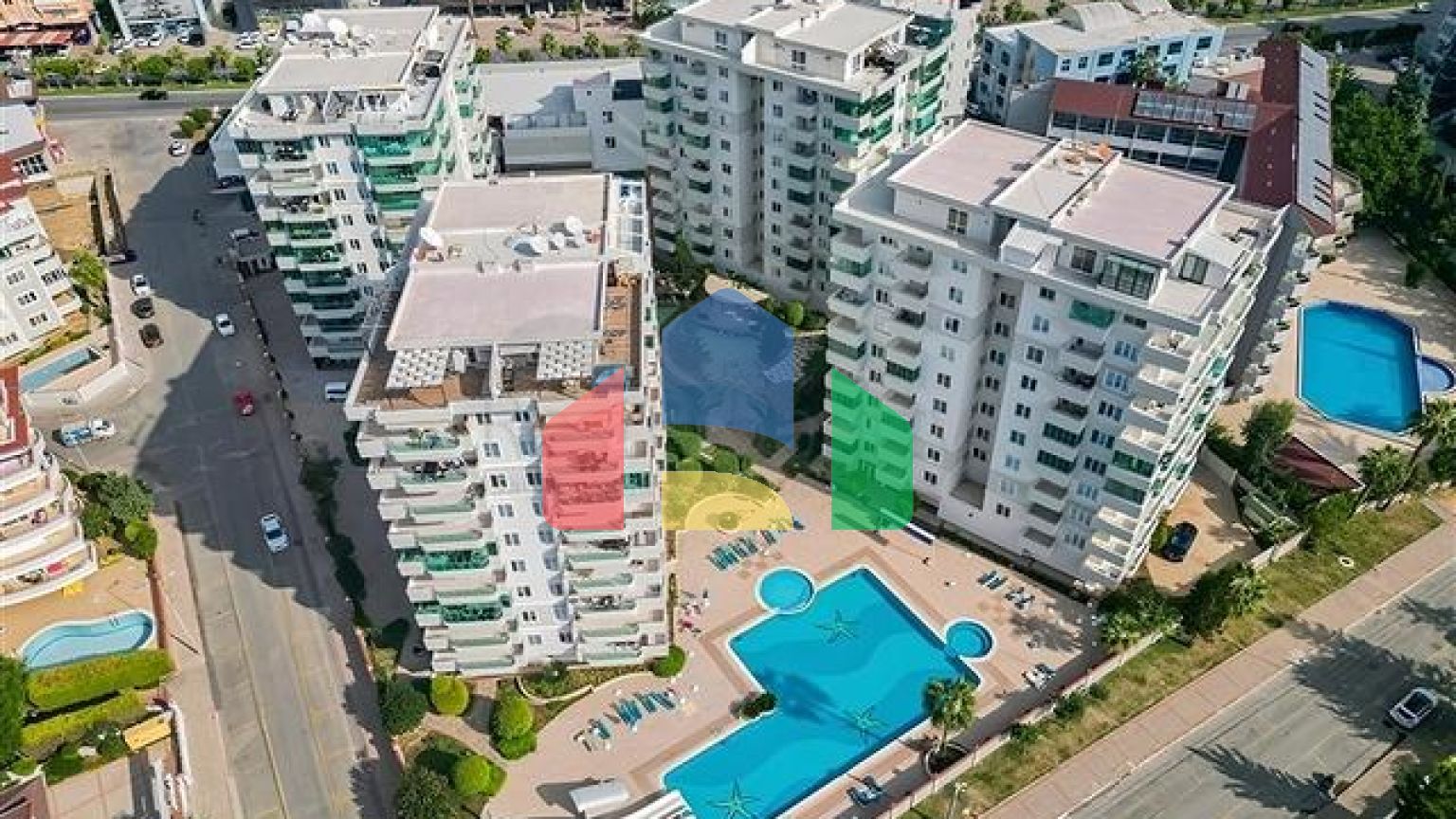 Меблированная 2+1 в Тосмуре в 200 м от моря