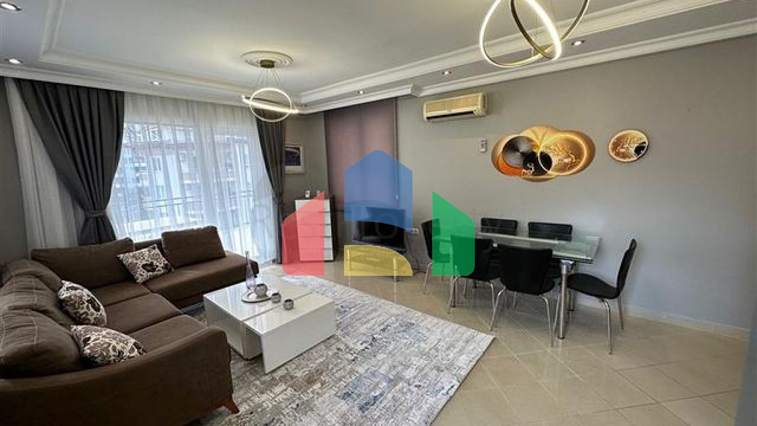 Трехкомнатная квартира в районе Тосмур