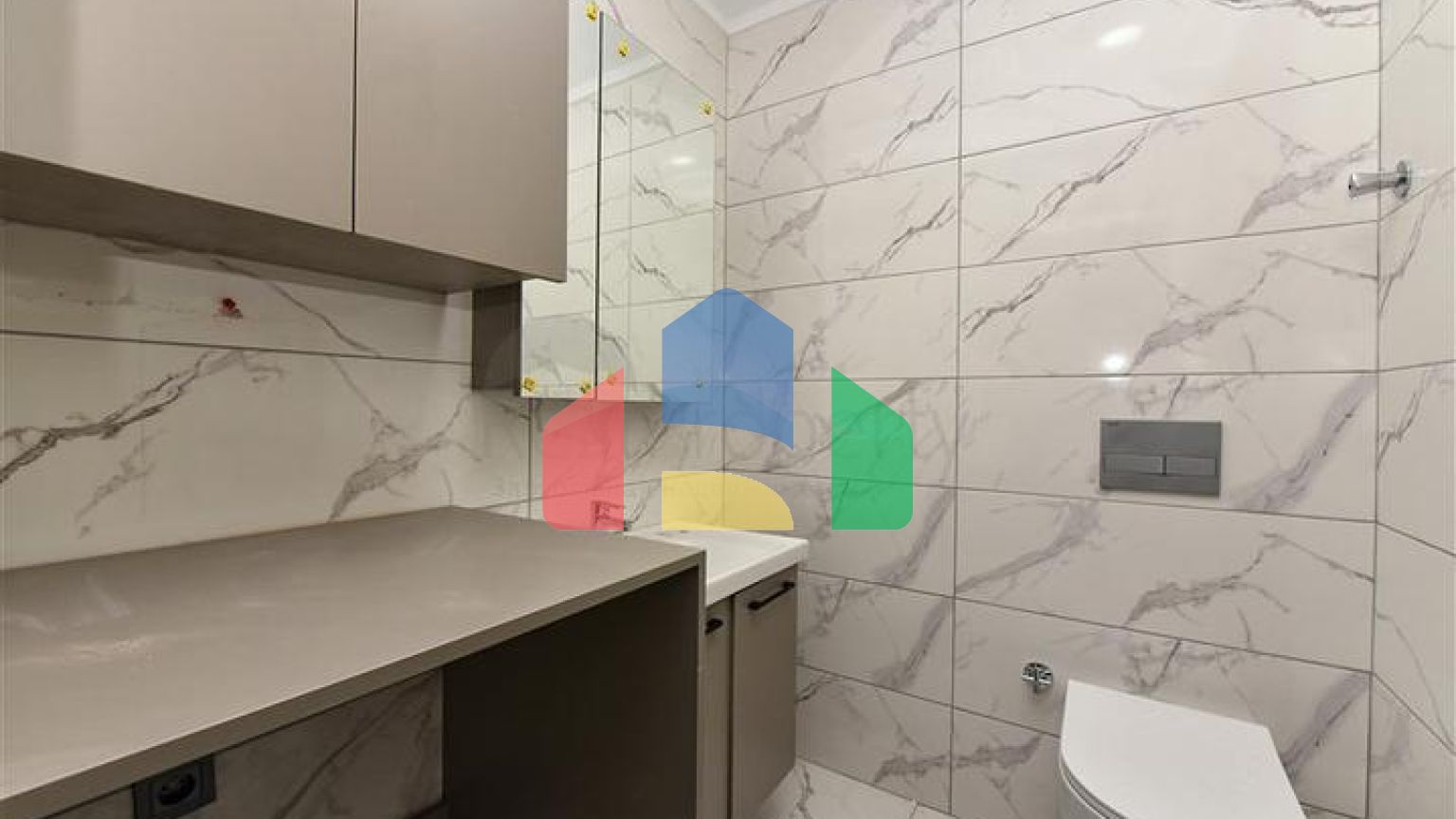 Квартира 1+1 в районе Тосмур