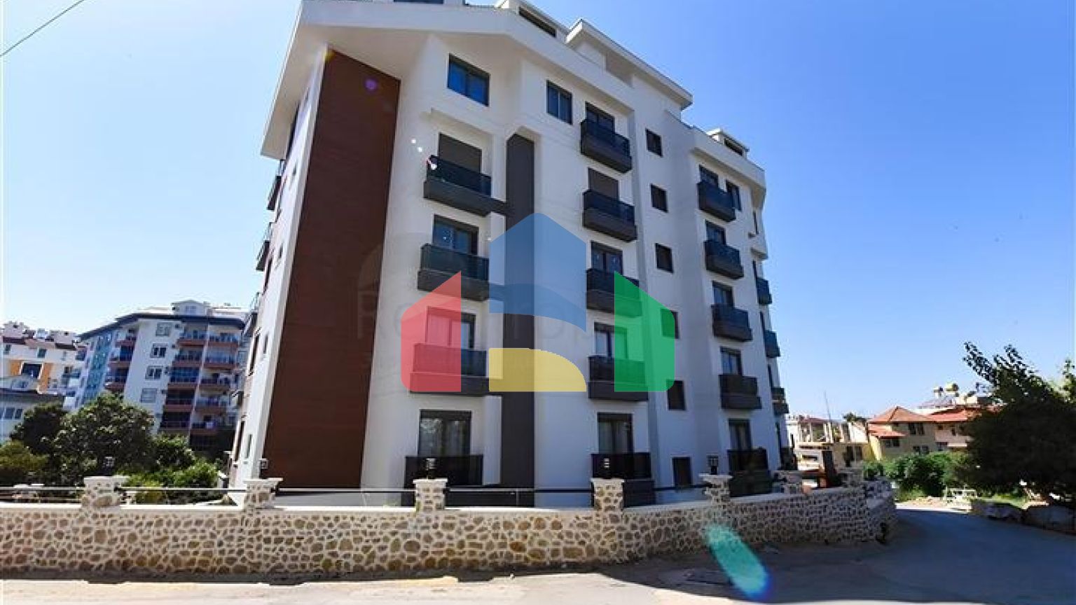 Квартира 1+1 в районе Тосмур