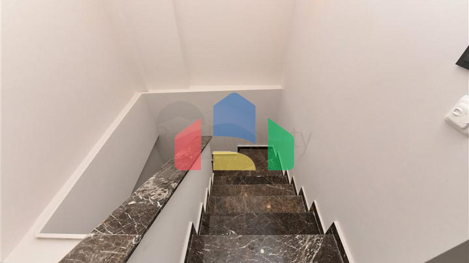 Садовый дуплекс 2+1 в районе Тосмур