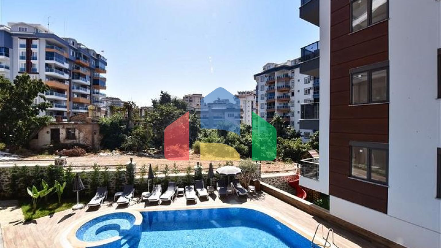 Садовый дуплекс 2+1 в районе Тосмур