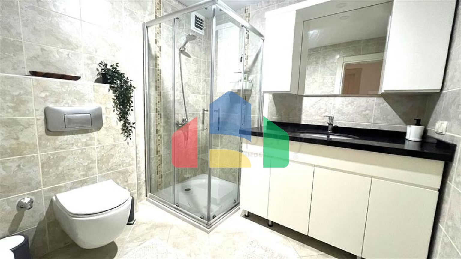 Квартира планировкой 2+1 в 200 м от моря