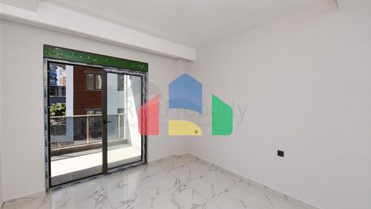 Садовый дуплекс планировкой 2+1 в районе Тосмур