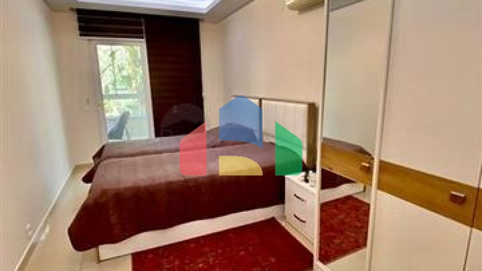 Меблированная трехкомнатная квартира в Тосмуре