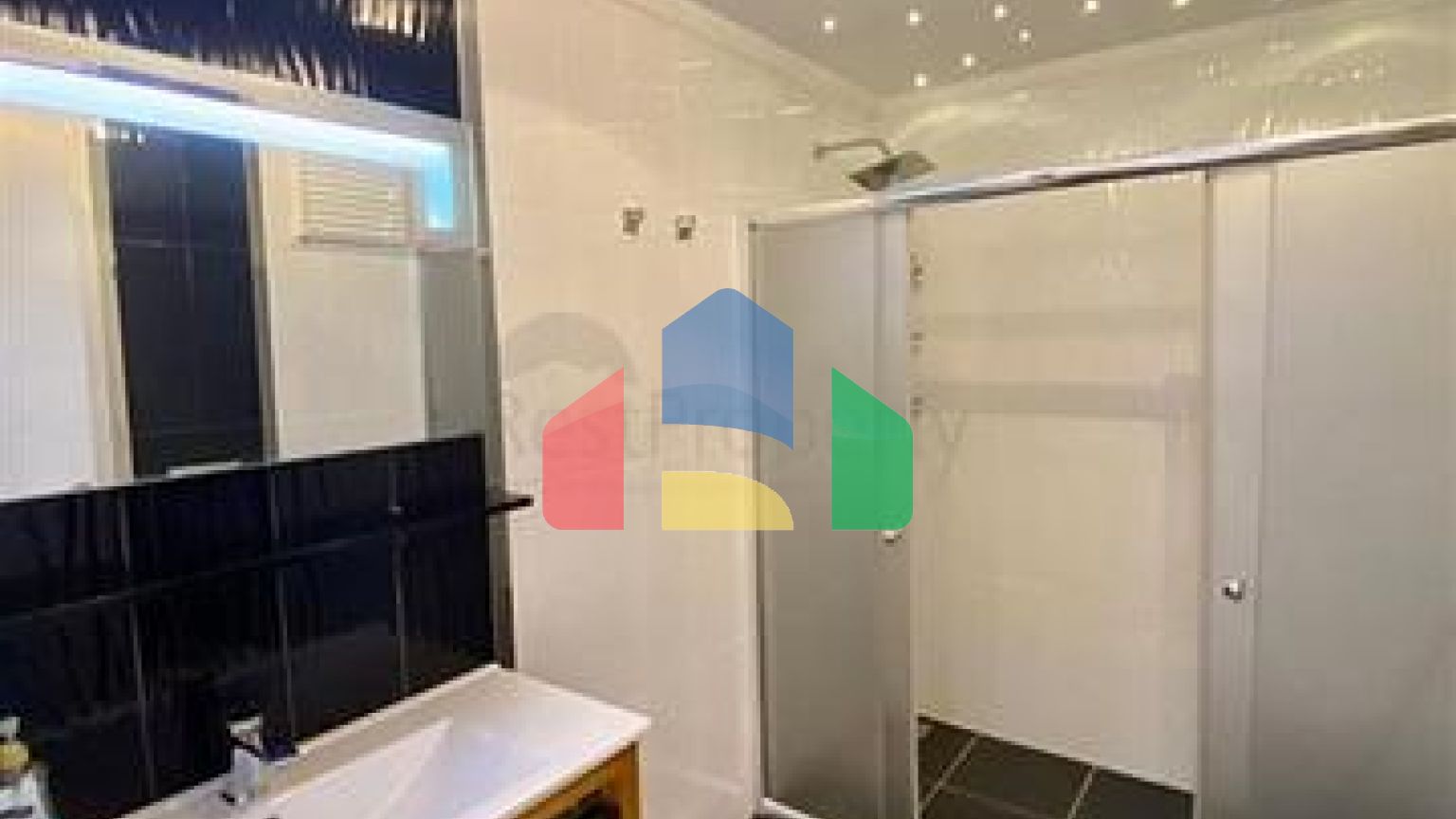 Меблированная трехкомнатная квартира в Тосмуре