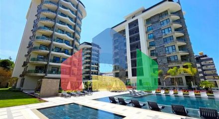 Elegant apartment by the sea with hotel infrastructure